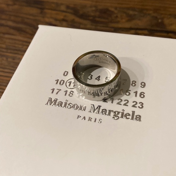 MAISON MARGIELA Silver Ring - Picture 1 of 4